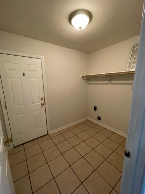 Building Photo - 7646 Quorum Dr