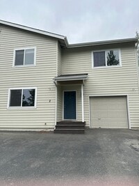 Building Photo - 1635 N Fanciful Pl