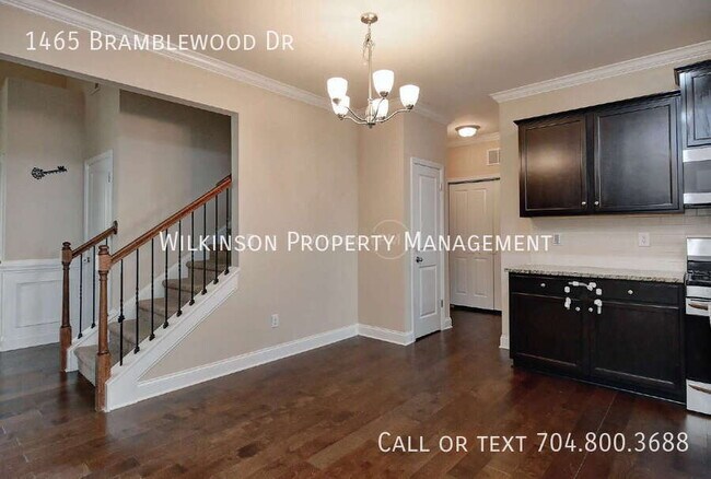 Building Photo - 1465 Bramblewood Dr
