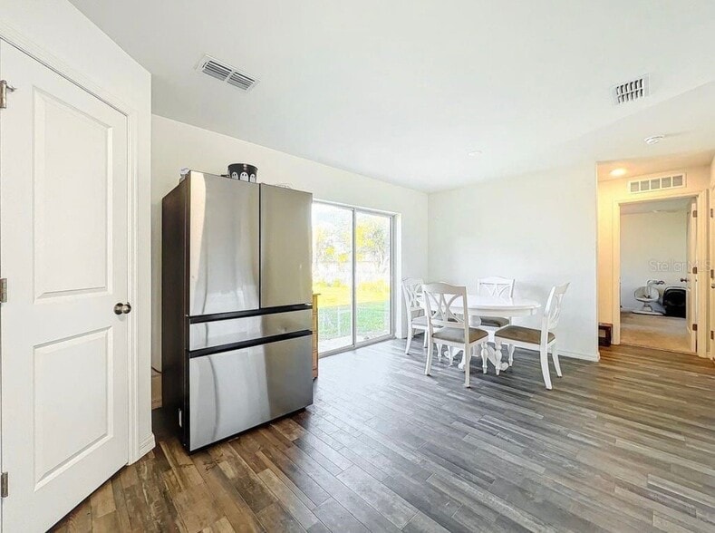 Building Photo - 17209 Sabrina Cir