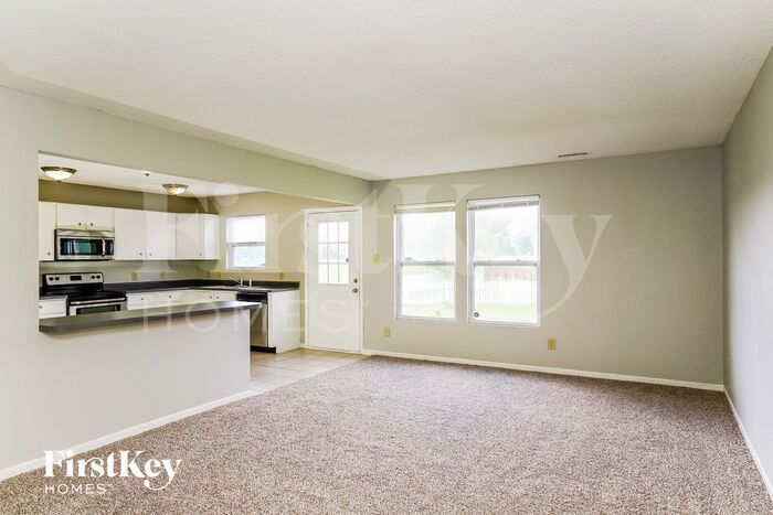 Building Photo - 8837 Hosta Way