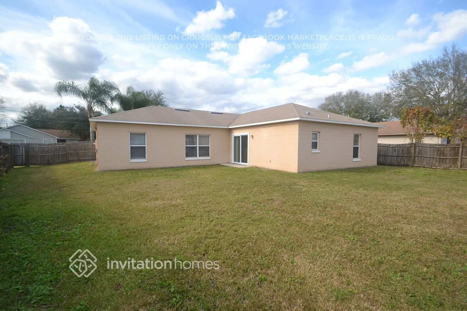 Building Photo - 236 Bedford Dr