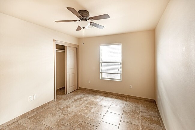 Building Photo - Cute 3 bedroom 2 bath home!