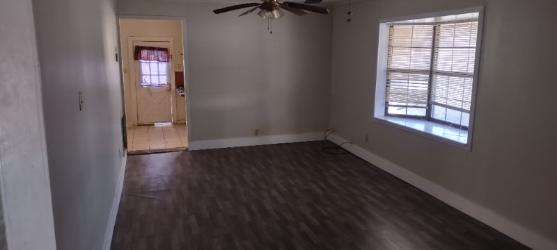 Building Photo - 511 Sheffield St