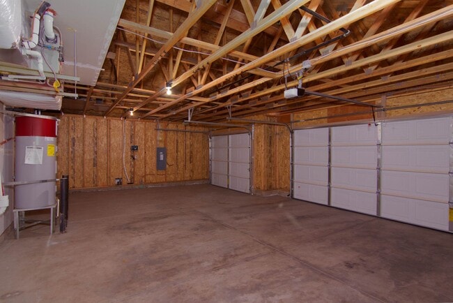 Building Photo - COMING SOON !! 4 Bed 2 bath 5 Mile Prairie newer home with open concept design