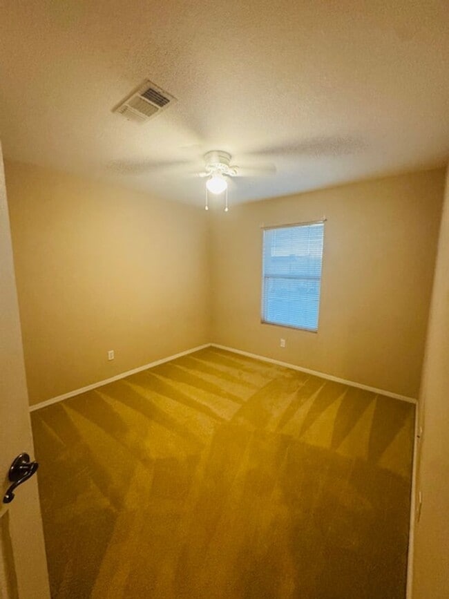 Building Photo - Resort-Style Living in Northwest Tucson- 3 Bedroom/ 3 Bathroom 2-Story House with garage!