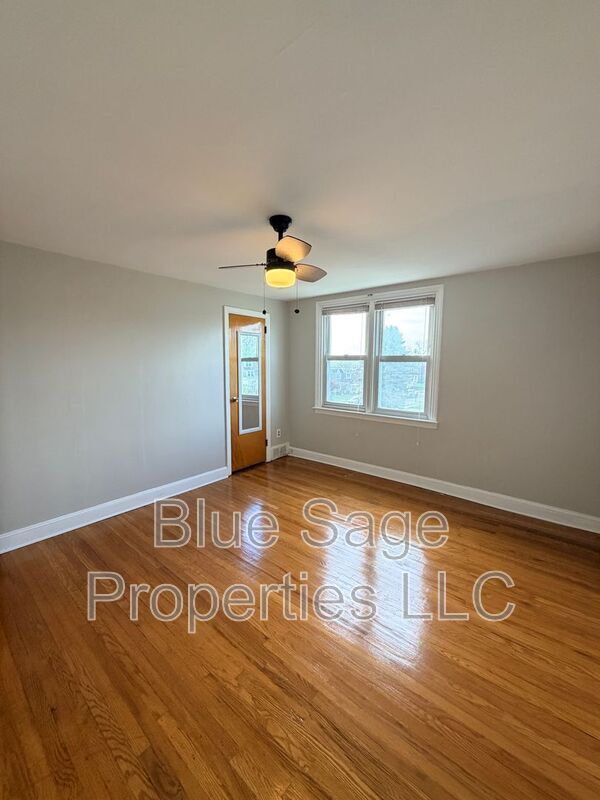 Building Photo - 5128 Westley Dr