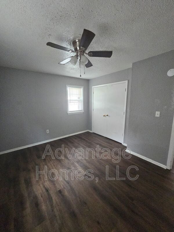 Building Photo - 711 N 70th St