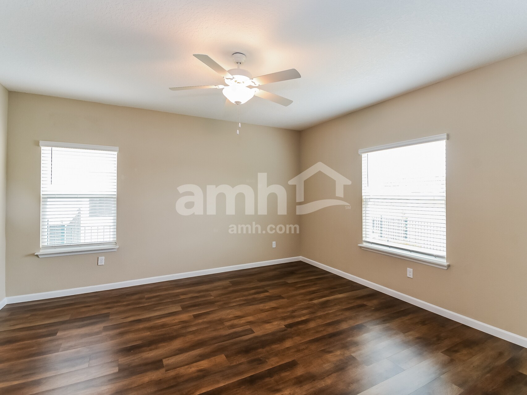 Building Photo - 163 Hemlock Point