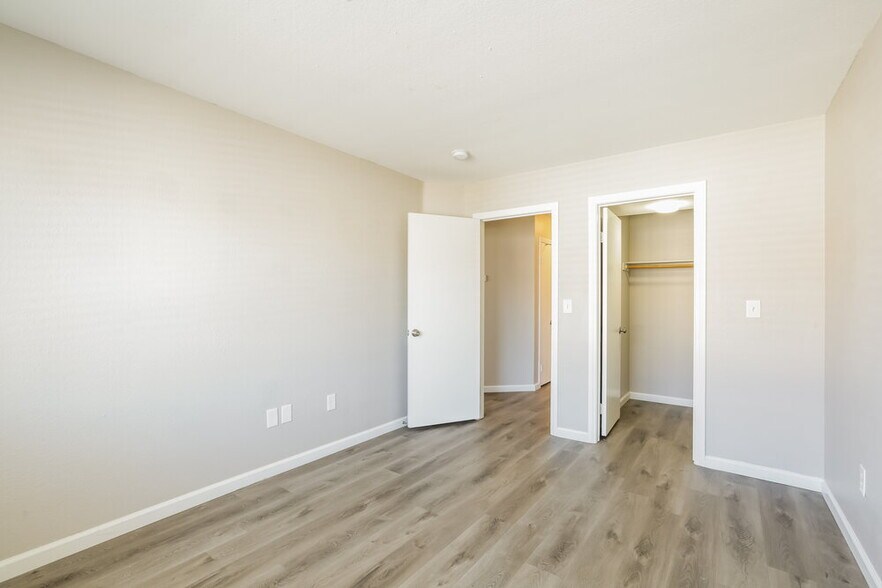 Building Photo - 63 Belle Maison Ave