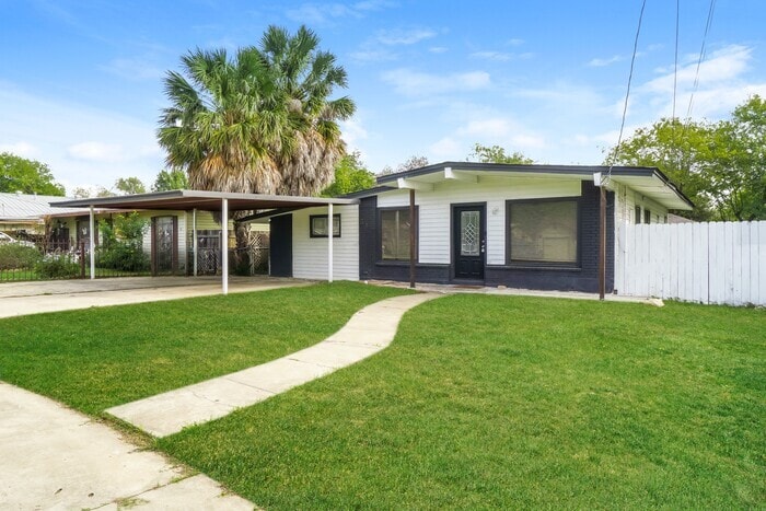 Building Photo - 314 Surrels Ave