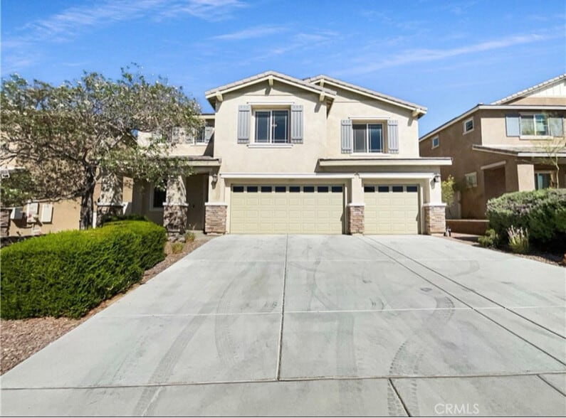 Building Photo - 16738 Desert Willow St