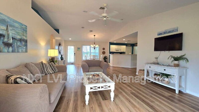 Building Photo - 3105 Van Buren Pkwy