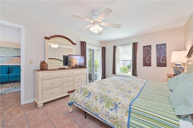 Building Photo - 5445 Peppertree Dr