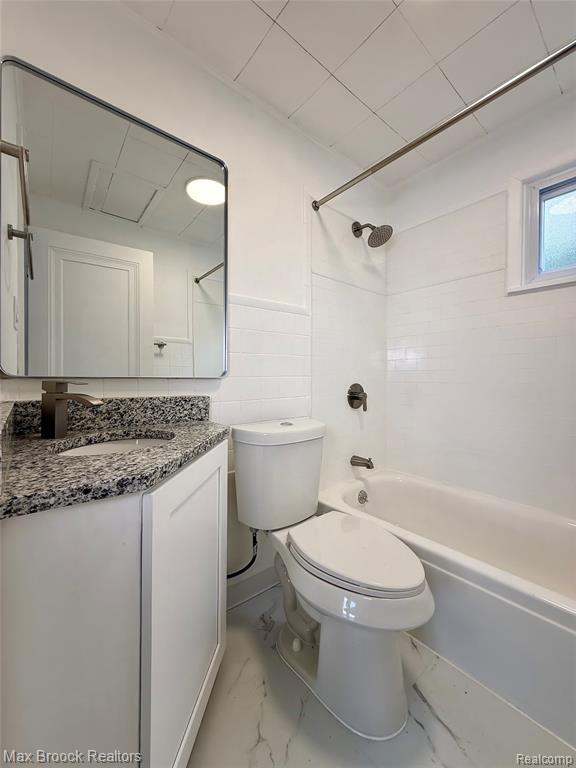 Building Photo - 36 E Bernhard Ave