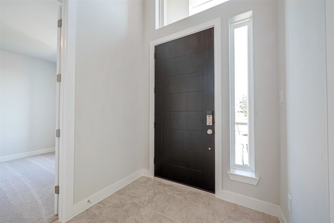 Building Photo - 21711 Emerton Cres Wy