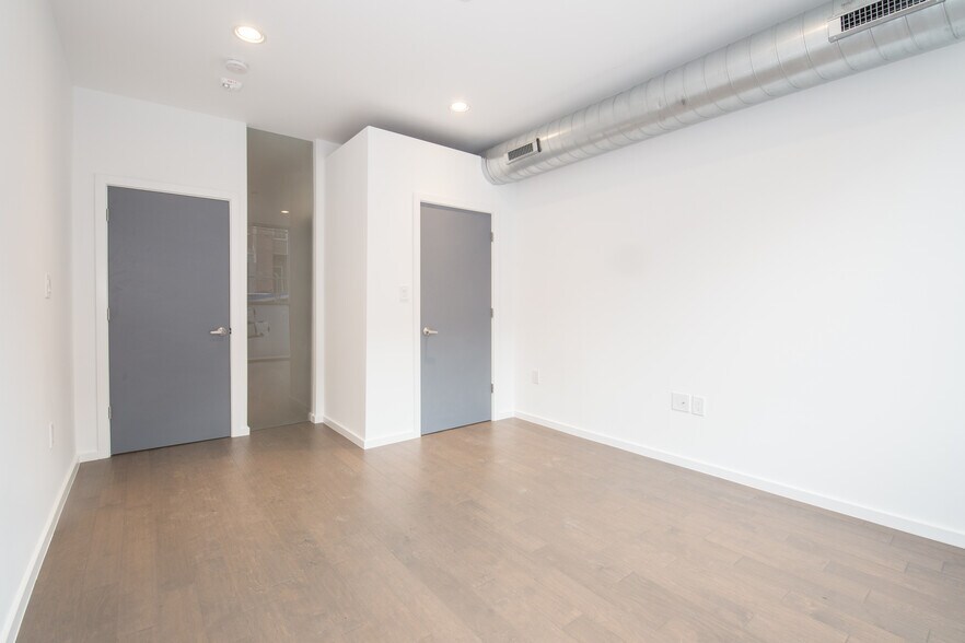 Building Photo - 1211 N 5th St