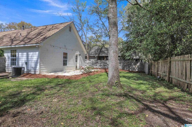 Building Photo - 741 47th Pl S