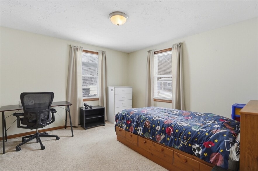 Building Photo - 20 Bolton St