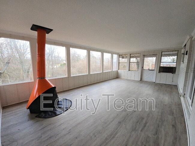 Building Photo - 9196 Gila Dr