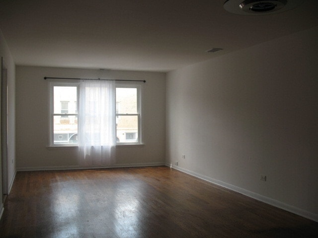Building Photo - 6046 W Irving Park Rd