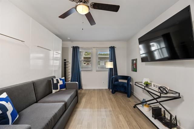 Building Photo - 5003 Skillman St