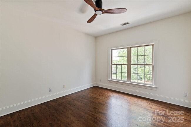 Building Photo - 11841 Churchfield Ln