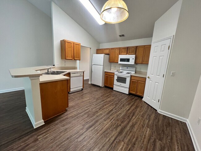 Building Photo - $1495- 3/2 in Palm Coast