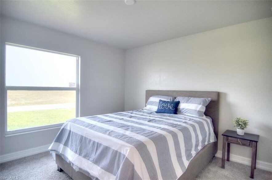 Building Photo - Coming  Soon Stunning  3 bedroom 2 bathroom single family home.