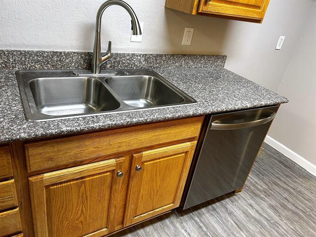 Building Photo - 4301 Live Oak Dr