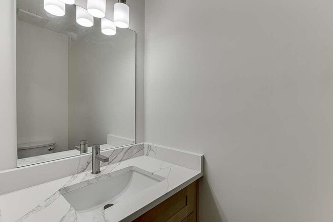 Building Photo - 1225 Shelton Way