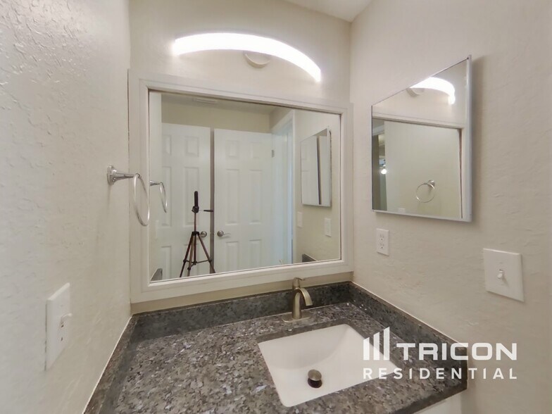 Building Photo - 4905 Traskwood Ct