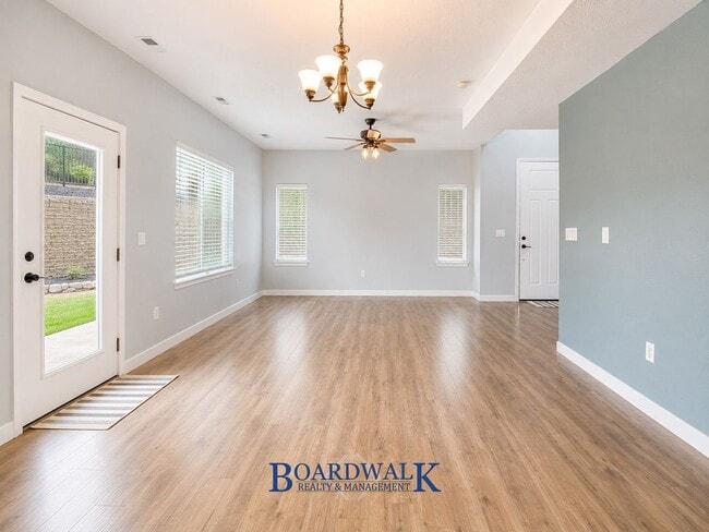 Building Photo - 5397 Borglum Ln