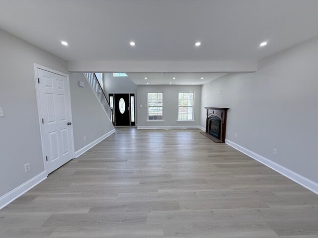 Building Photo - 67 Serenity Ct