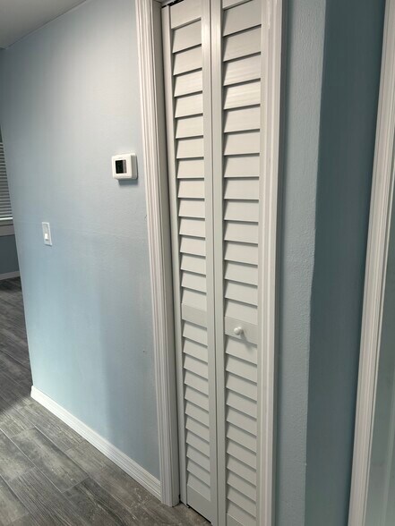 Building Photo - 721 1st St