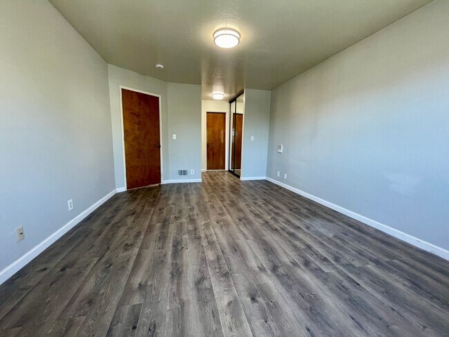 Building Photo - 538-540-540 36th Ave