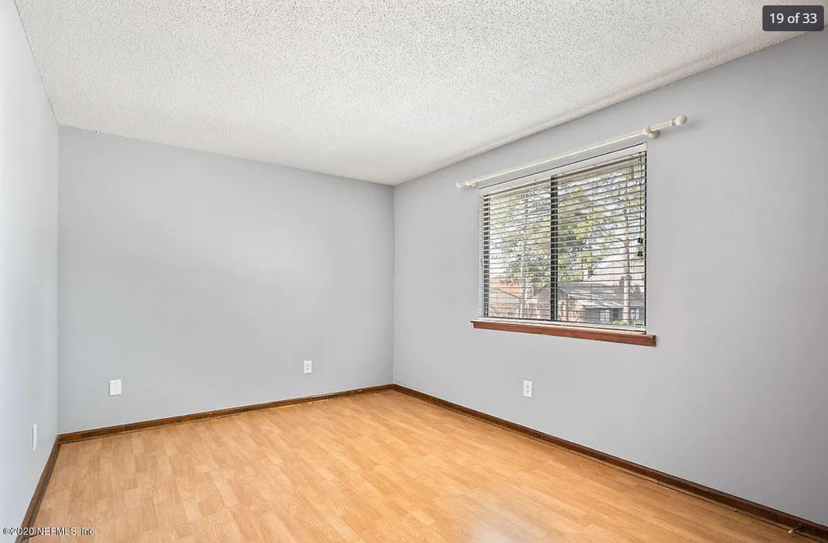 Building Photo - 11211 Windtree Dr