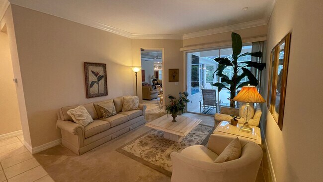 Building Photo - Furnished Annual Rental