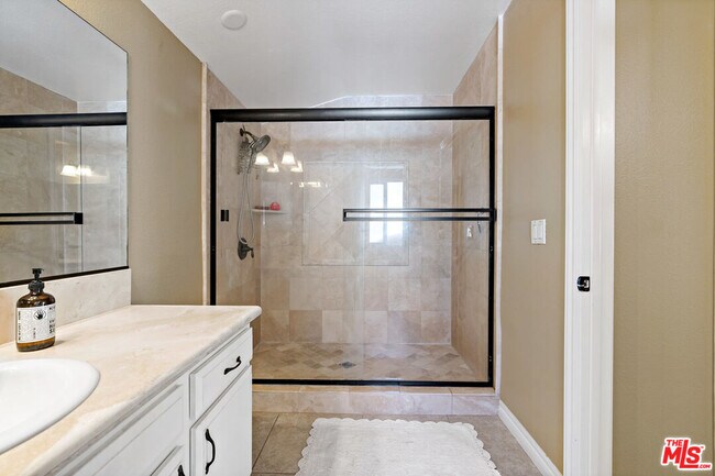 Building Photo - 683 Triunfo Canyon Rd