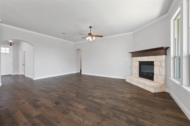 Building Photo - 1038 Mickelson Dr