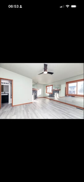 Building Photo - 130 Williamsburg Rd