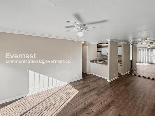 Building Photo - 3173 Wayside Plaza