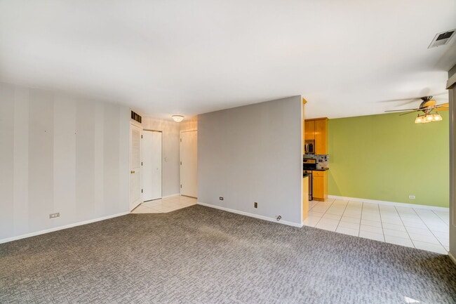 Building Photo - 741 Acorn Ct