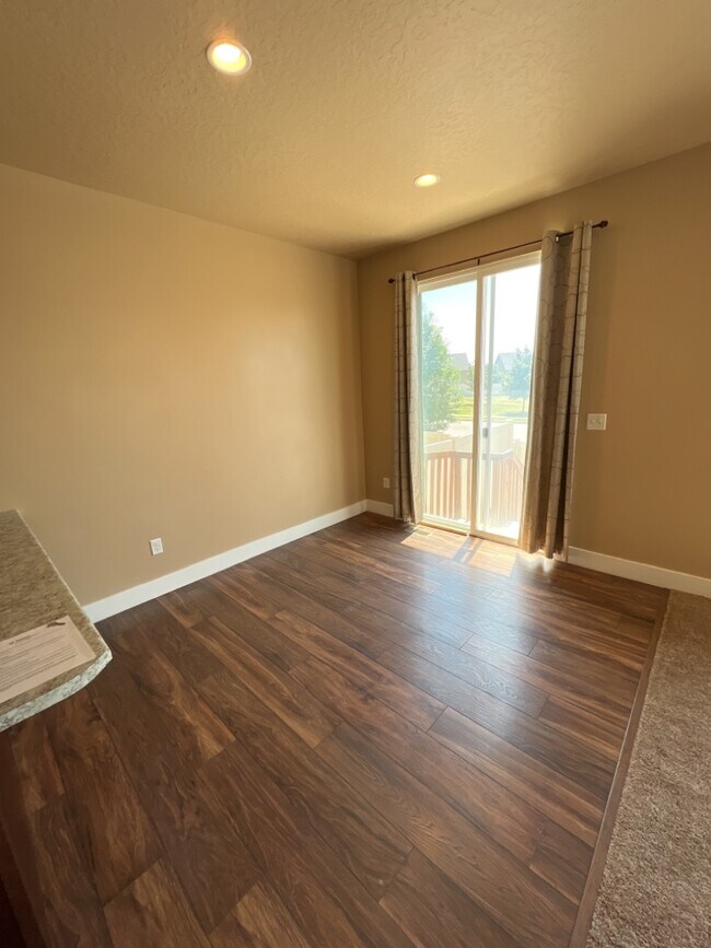 Building Photo - 3159 W Prairie Grass Dr