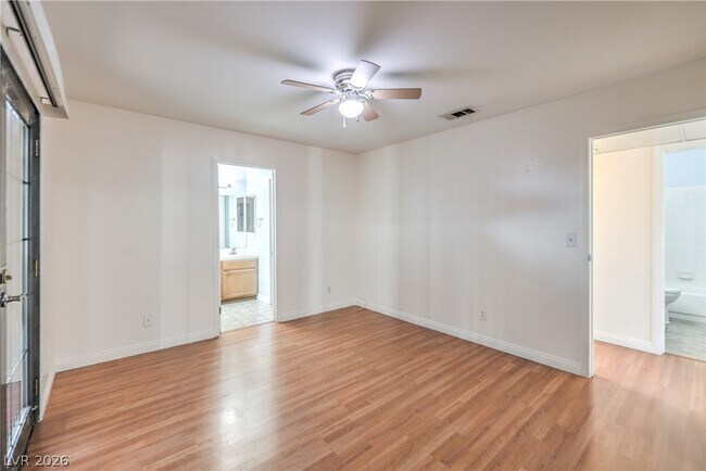 Building Photo - 5068 Jeffreys St