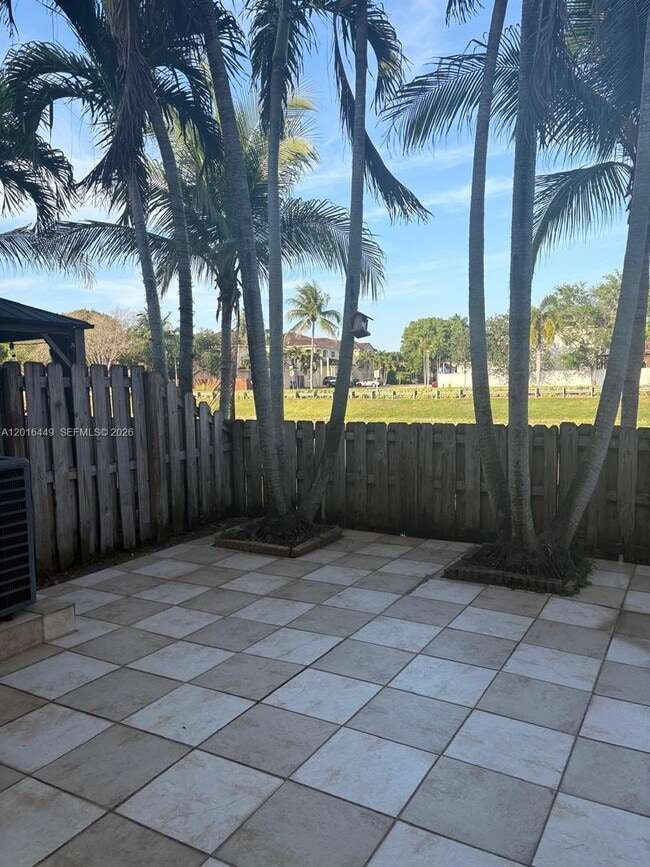 Building Photo - 8525 SW 165th Pl