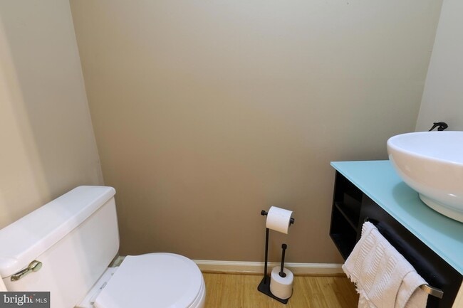 Building Photo - 7966 Hidden Bridge Dr