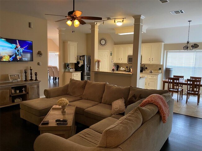Building Photo - 3603 Paigewood Dr