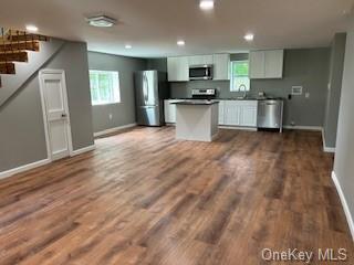 Building Photo - 8 Carl Pl