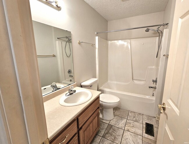 Building Photo - 3015 Hedgerow Pass